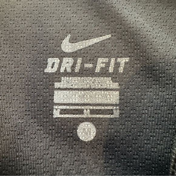 Nike Dri-FIT Full Zip Track Jacket – Black & White – Size M - Picture 7 of 10